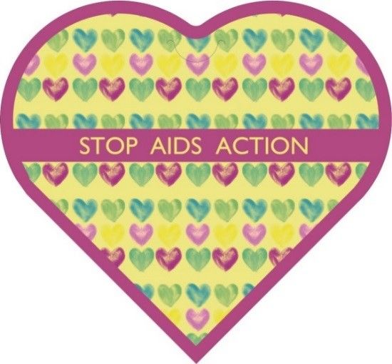 世界エイズデー・イベント 街頭でコンドームを無料配布 | オカモト株式会社